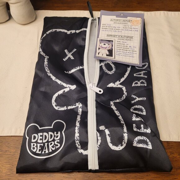 Super Rare "Howler" the Werewolf Deddy Bear w/ Body Bag - NWT - Picture 6 of 6